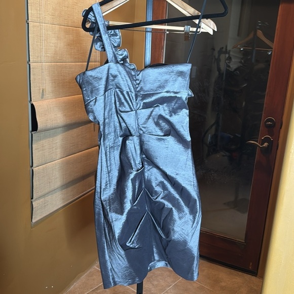 BETSY & ADAM Silver Gray Cocktail One Shoulder Zipper Detail Dress Size 14 - Picture 6 of 8